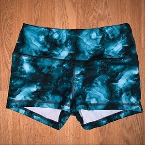 Fleo athletic shorts